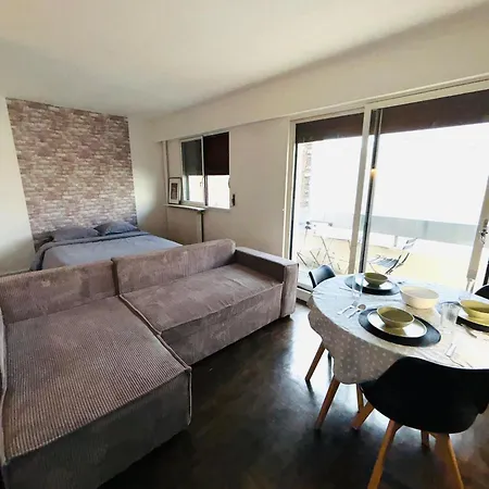 Apartment Superbes Av Versailles A 16